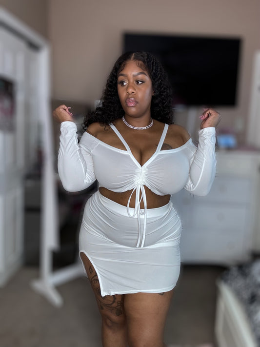 WHITE OUT 2 PIECE