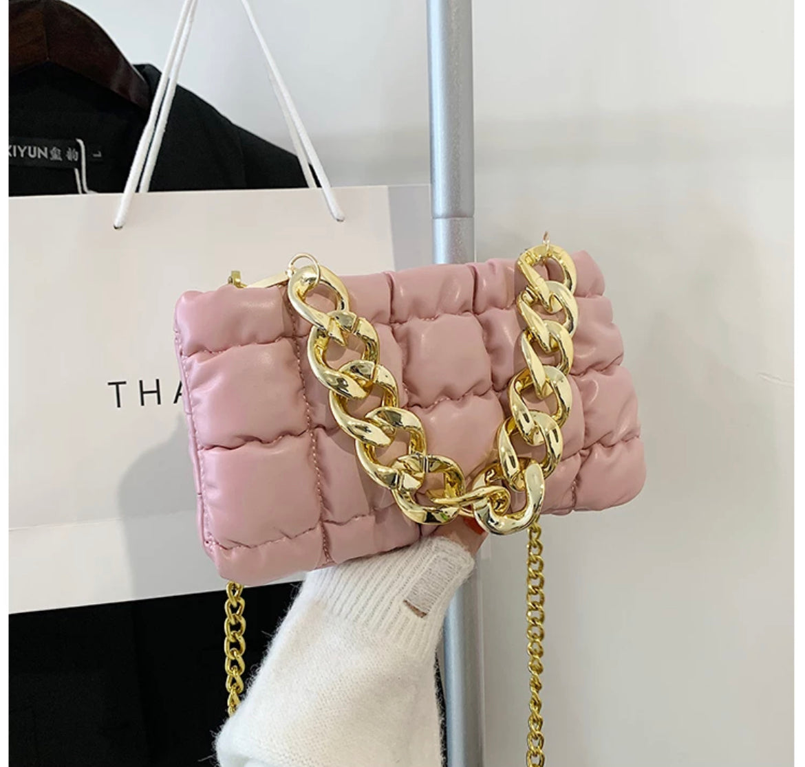 LUXE GIRL QUILTED CROSSBODY PINK